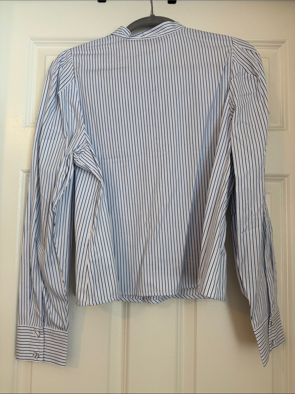 100% Cotton Button Up - Picture 4 of 10